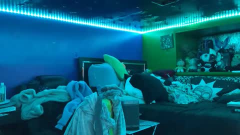 HiGHNESS CANNA online show from 02-08-26, 06:17