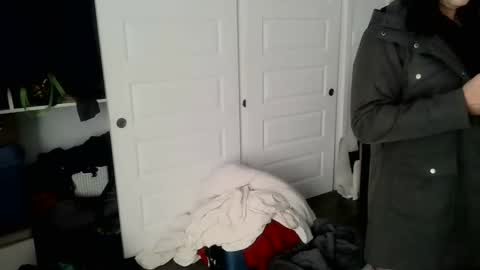 hightonight27 online show from 10-28-25, 04:42