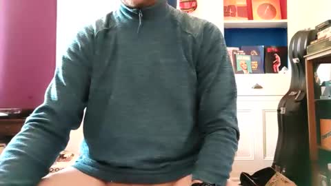 Snapshot of highway2025 chatting on 01-28-25, 12:22 Highway online show from 01-28-25, 12:22