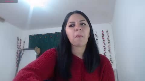 Snapshot of hilari18 chatting on 08-02-26, 08:51 hilaril18 online show from 08-02-26, 08:51