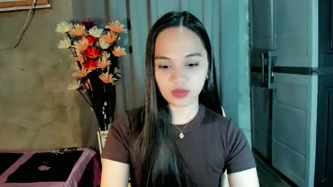 hilarymolly online show from 02-22-26, 01:42