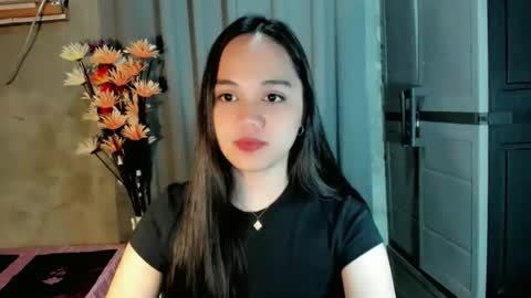 hilarymolly online show from 02-26-26, 02:10