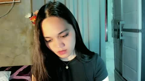 hilarymolly online show from 06-15-26, 06:54
