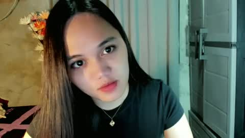 hilarymolly online show from 06-30-26, 07:37
