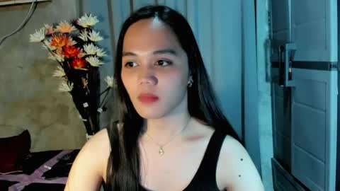 hilarymolly online show from 07-23-26, 01:58
