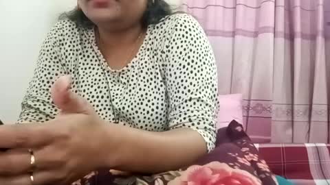 himuhimu22 online show from 02-05-25, 11:55