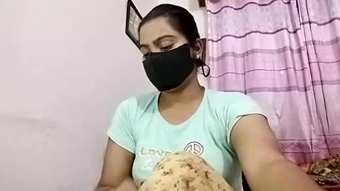 himuhimu22 online show from 06-15-26, 08:55