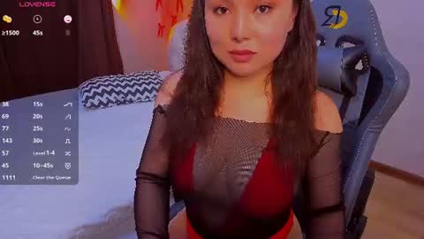 Snapshot of hinajeen chatting on 07-27-26, 05:25 Sexy Hina online show from 07-27-26, 05:25