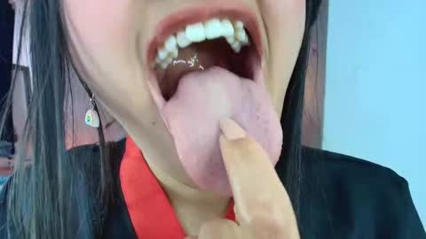 hinata online show from 03-24-26, 09:09