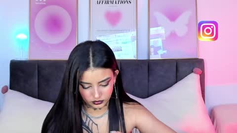  Karol  Independent Model online show from 04-11-26, 11:09