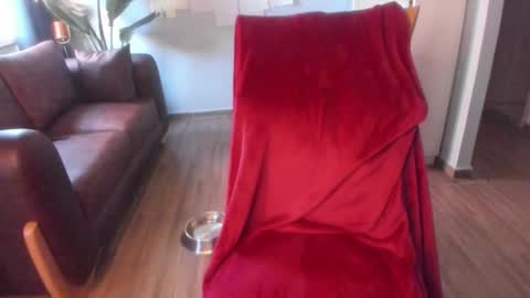 Hinnata online show from 09-16-25, 01:12