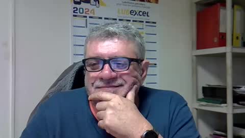 hippo online show from 12-22-24, 11:22