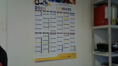 hippo online show from 01-03-25, 09:47