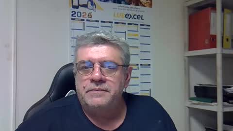 hippo online show from 01-07-25, 03:54