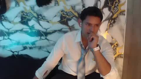 Snapshot of hiroshi_shen2 chatting on 08-03-26, 02:44 hirosi shen online show from 08-03-26, 02:44