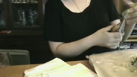 Snapshot of hisnotyours chatting on 04-13-26, 06:46 Grace online show from 04-13-26, 06:46