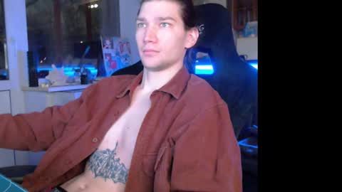 Alex online show from 01-14-26, 03:34