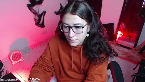 Hitomi Arata online show from 11-27-25, 11:01