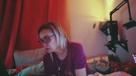 SixSexSix online show from 05-09-26, 10:42