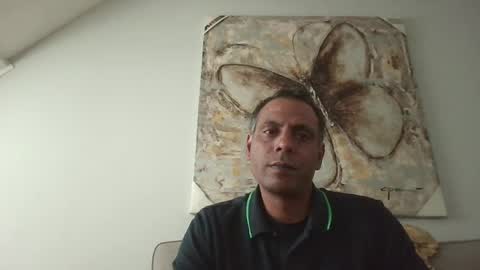 robbyr online show from 06-12-26, 10:58