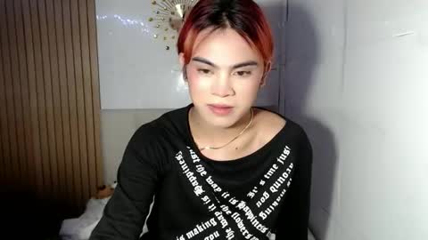 Snapshot of hoelyaurora chatting on 04-12-26, 10:20 Aurora3 online show from 04-12-26, 10:20