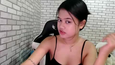 hoelyfloryn online show from 03-29-26, 10:48
