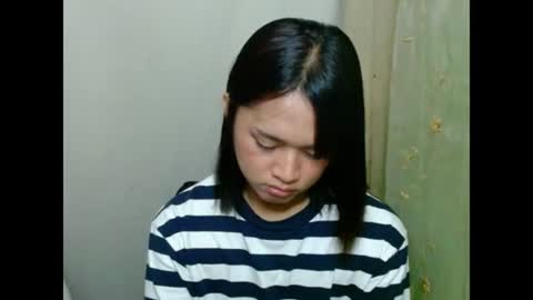 Snapshot of hoelyhanabi chatting on 06-12-26, 04:17 KIESH online show from 06-12-26, 04:17