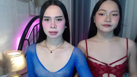 hoelymolly online show from 05-24-26, 05:51