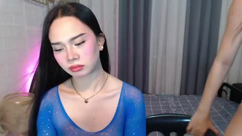 Snapshot of hoelymolly chatting on 06-13-26, 06:50 hoelymolly online show from 06-13-26, 06:50