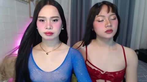 Snapshot of hoelymolly chatting on 06-25-26, 07:29 hoelymolly online show from 06-25-26, 07:29
