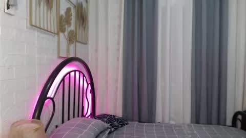 Snapshot of hoelymolly chatting on 07-04-26, 02:18 hoelymolly online show from 07-04-26, 02:18