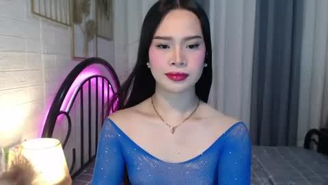 Snapshot of hoelymolly chatting on 07-10-26, 08:22 hoelymolly online show from 07-10-26, 08:22