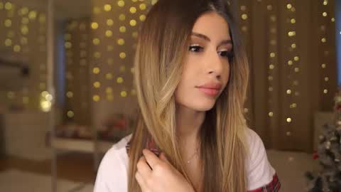 Moni Monica online show from 01-09-26, 08:06