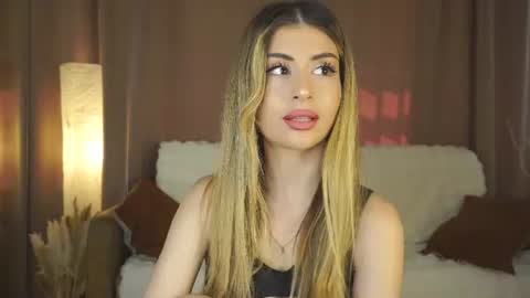 Moni Monica online show from 07-17-26, 08:10