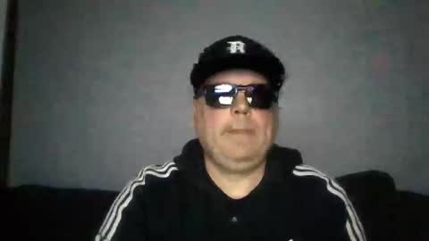 Snapshot of holden_minutz chatting on 04-29-26, 06:39 holden_minutz online show from 04-29-26, 06:39