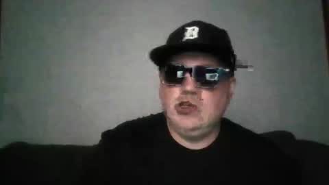 Snapshot of holden_minutz chatting on 06-03-26, 06:38 holden_minutz online show from 06-03-26, 06:38