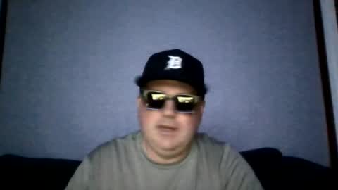 Snapshot of holden_minutz chatting on 06-24-26, 07:40 holden_minutz online show from 06-24-26, 07:40