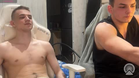 Snapshot of holiday_boys chatting on 02-02-26, 06:06 Extaz Athrey Howard online show from 02-02-26, 06:06