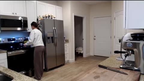 Holi Hurricane online show from 03-19-26, 03:21