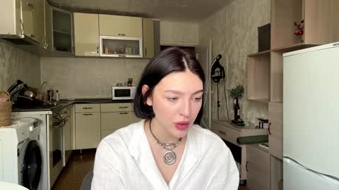 Snapshot of hollisguerrette chatting on 02-25-26, 05:17 Sofia online show from 02-25-26, 05:17