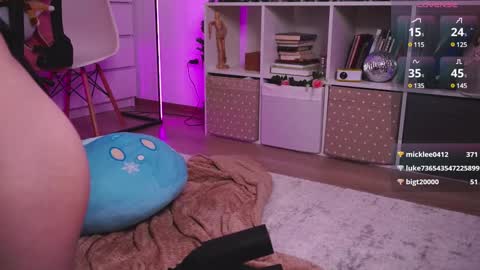 Holli online show from 12-07-24, 06:48