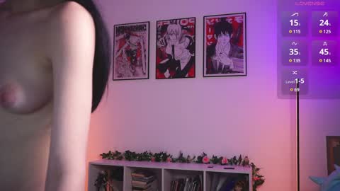 Holli online show from 01-28-25, 06:39