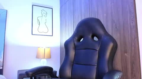 Mara online show from 02-15-25, 07:49