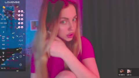 holly_molly8 online show from 01-25-25, 10:07