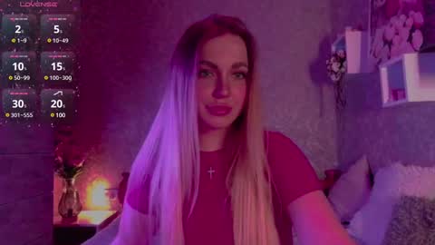 holly_molly8 online show from 02-25-25, 07:58