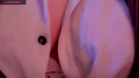 Molly online show from 05-23-26, 03:34