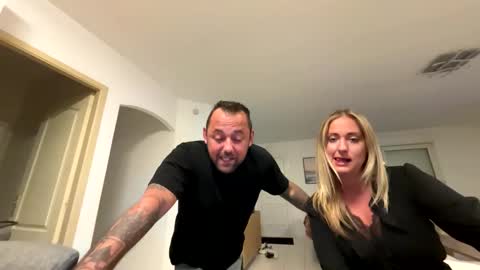 hollyandelon online show from 02-03-26, 10:15