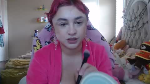 Holly Kitty online show from 03-11-25, 07:03