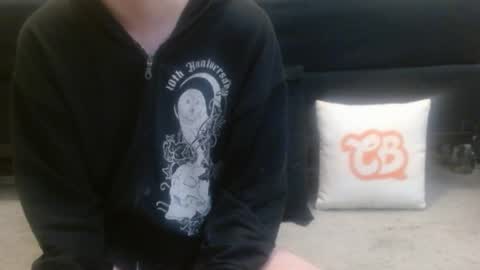 Holly Hawkes online show from 04-16-26, 12:33