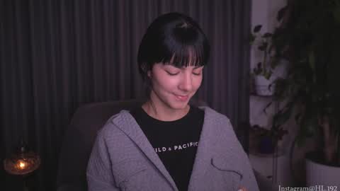 Holly Linder online show from 11-20-25, 02:01